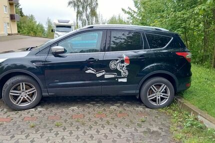 Ford Kuga 152.000 km 11.999 &euro; Schwarzenberg 08340