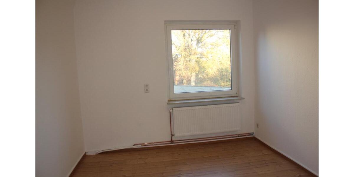 Etagenwohnung Suderburg - 6 Zimmer, 200 m&sup2;, 1.400&euro; | Angebot:24564558
