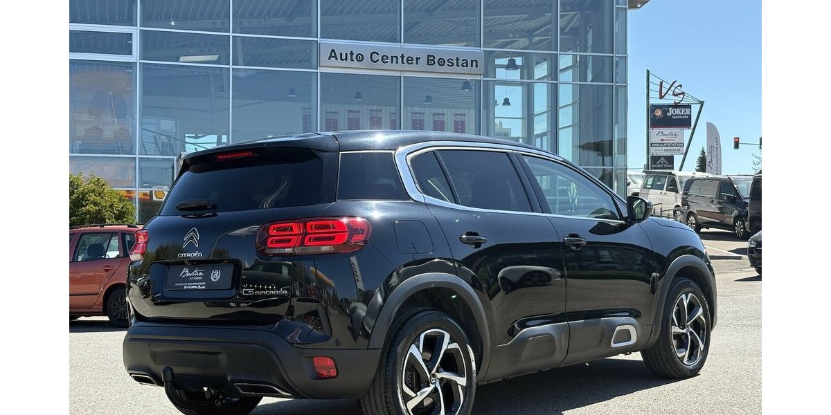 Citroen C5 Aircross Feel DAB+/AHK/KAMERA/NAVI/CARPLAY 52.764 km 14.900 &euro; Villingen-Schwenningen 78054