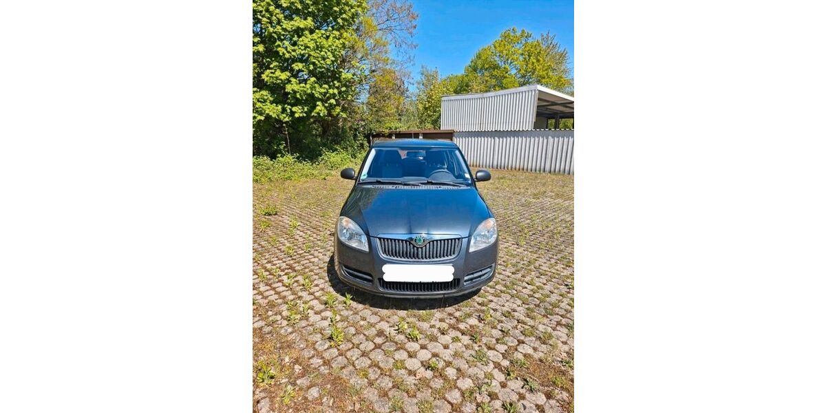 Skoda Fabia 146.800 km 2.499 &euro; Königswinter 53639