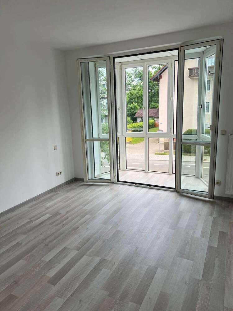 Wohnung zum Kaufen in Freilassing 258.000 € 54 m²