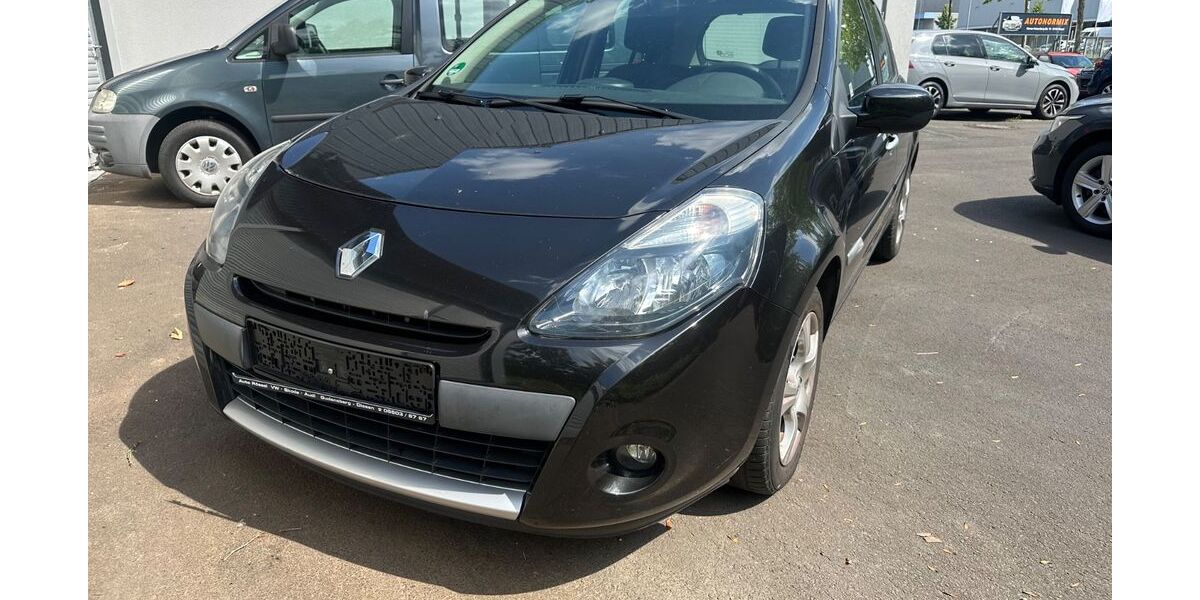 Renault Clio 63.000 km 4.999 &euro; Kassel 34123