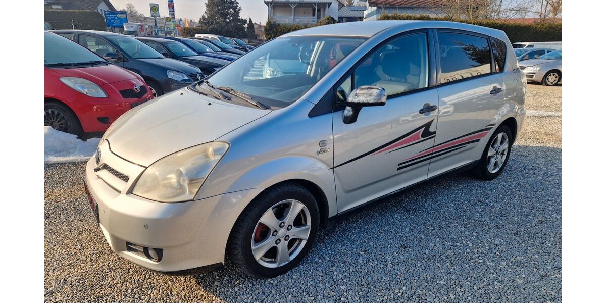 Toyota Corolla Verso 281.000 km 2.500 &euro; Passau 94036