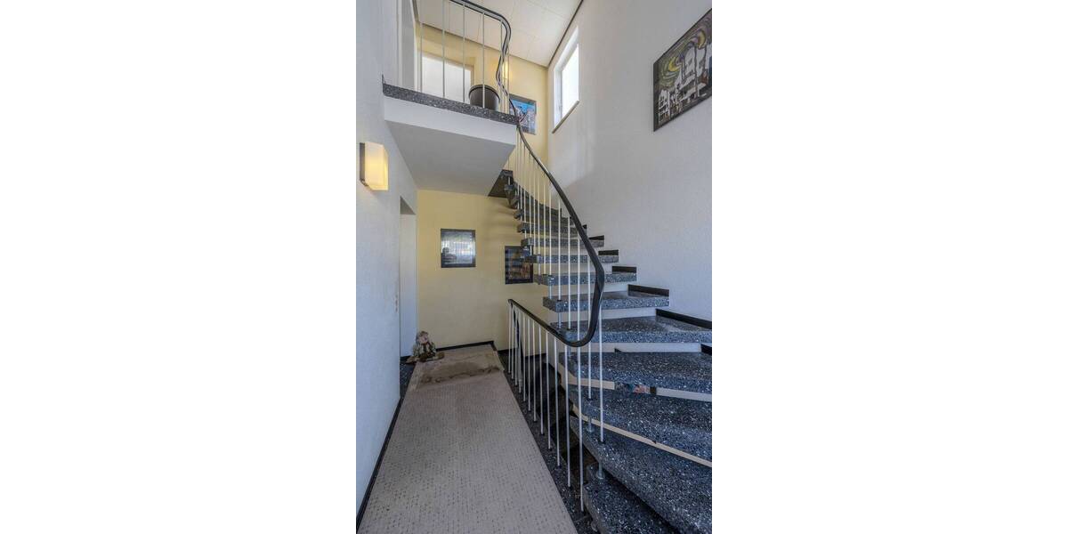 Mehrfamilienhaus, Wohnhaus HN-Neckargartach Neckargartach - 8 Zimmer, 184 m&sup2;, 595.000&euro; | Angebot:26038009