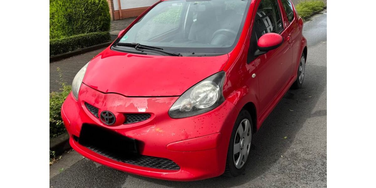 Toyota Aygo (X) 259.000 km 1.400 &euro; Paderborn 33106