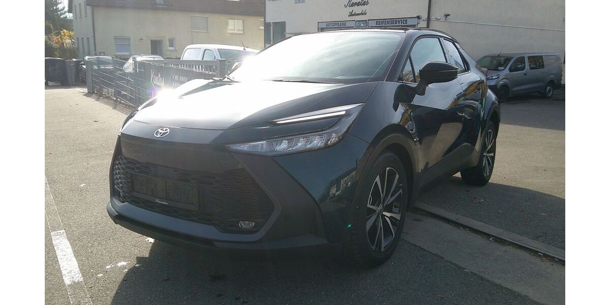 Toyota C-HR 10.000 km 27.990 € Sindelfingen 71065