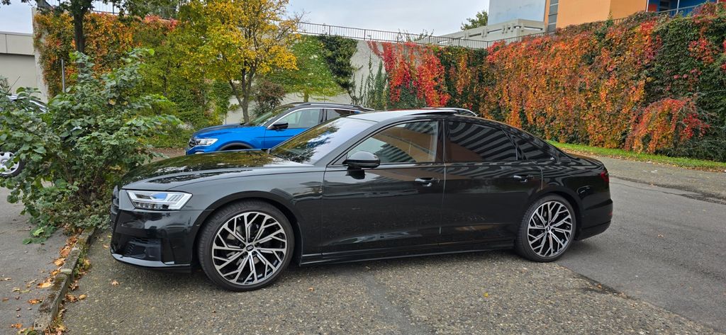 Audi A8 72.056 km 50.200 &euro; Wolfsburg 38440