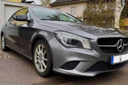 Mercedes-Benz CLA 180 146.700 km 16.000 &euro; München 81243