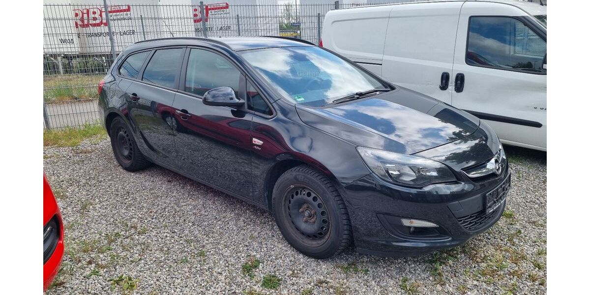 Opel Astra 279.000 km 2.990 &euro; München 81825