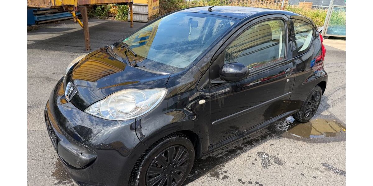 Peugeot 107 115.000 km 2.950 &euro; Sinzig 53489