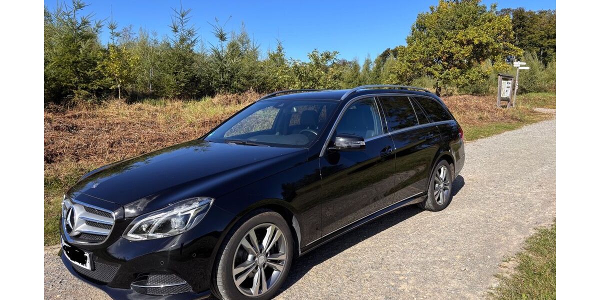 Mercedes-Benz E 200 151.500 km 14.250 &euro; Dörentrup 32694