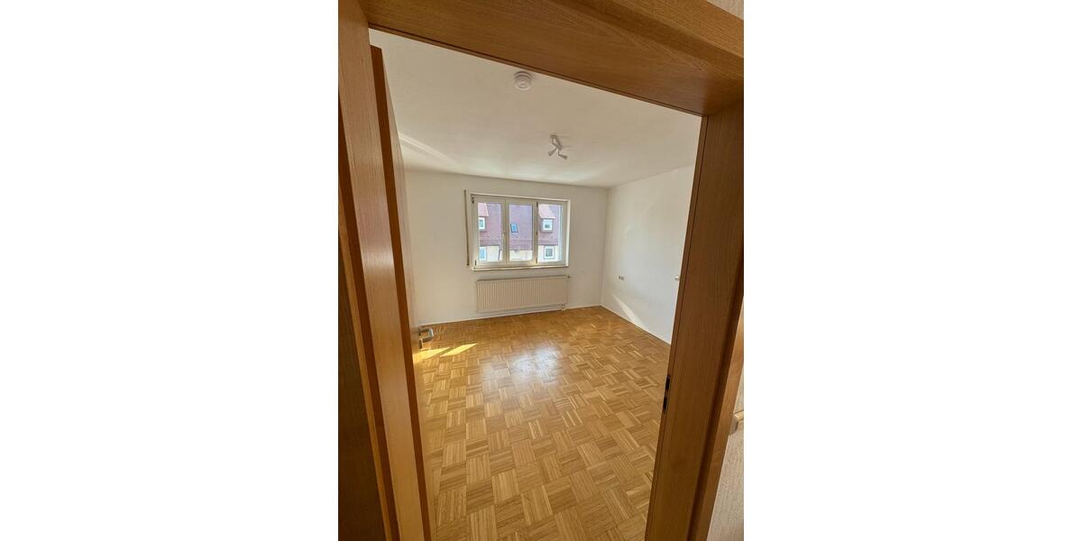 Etagenwohnung Steinheim am Albuch - 3 Zimmer, 79 m&sup2;, 785&euro; | Angebot:25432074