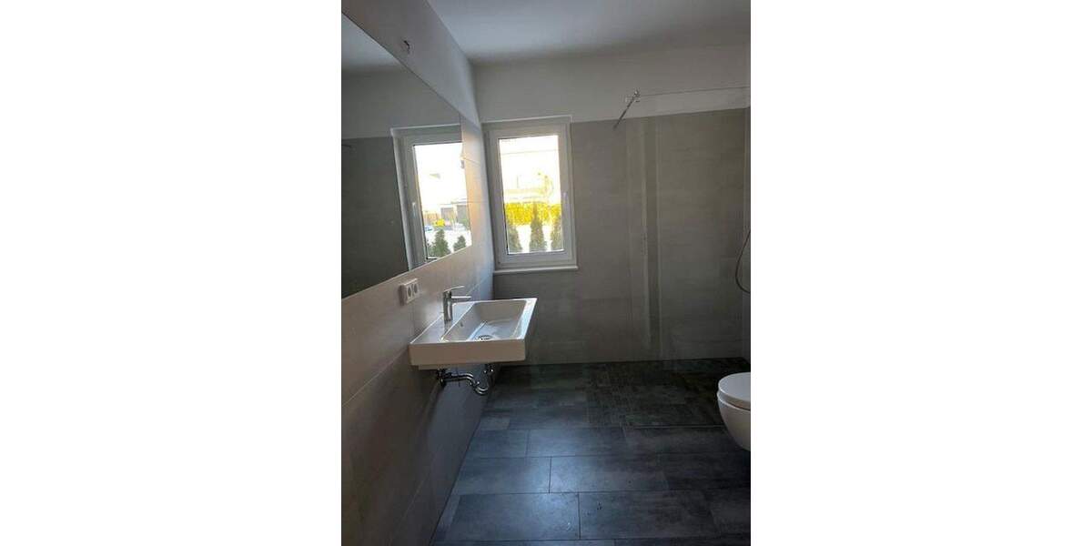 3-Zimmer Erdgeschoss-Wohnung im Effizienzhaus mit eigenem Garten - Neubau 2023 3 zimmer