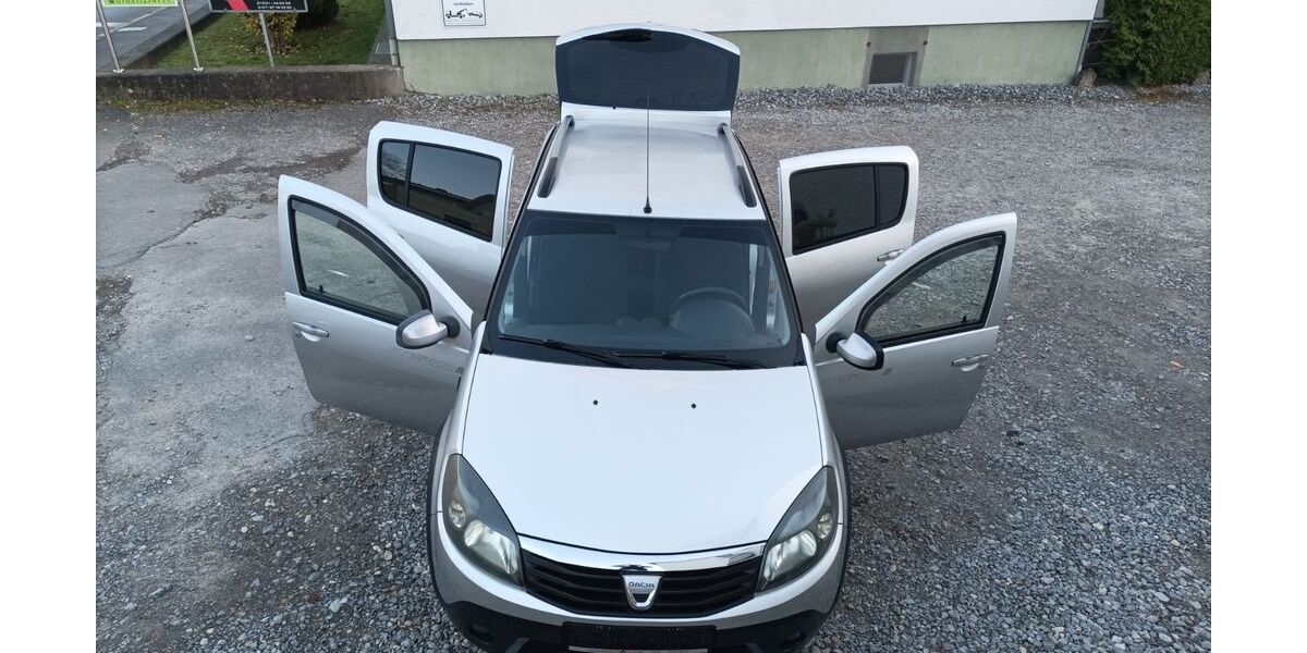 Dacia Sandero 135.691 km 3.990 &euro; Böblingen 71032