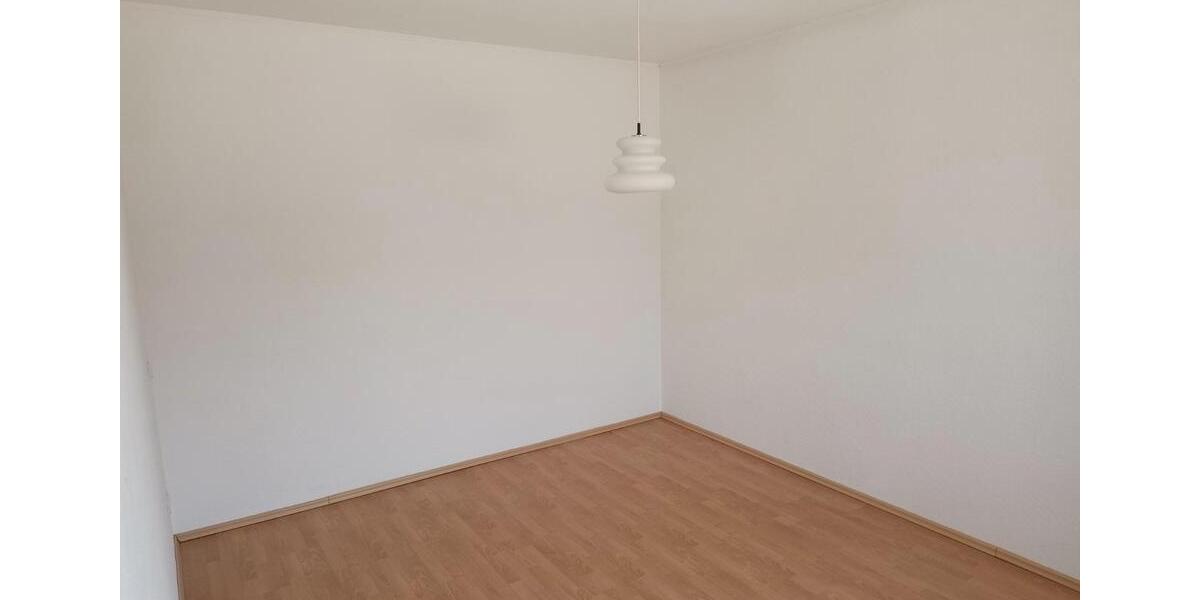 Etagenwohnung Schwalbach - 2.5 Zimmer, 63 m&sup2;, 500&euro; | Angebot:25549570
