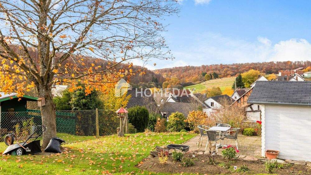 Einfamilienhaus Bad Camberg-Dombach Dombach - 5 Zimmer, 160 m&sup2;, 360.000&euro; | Angebot:25775234