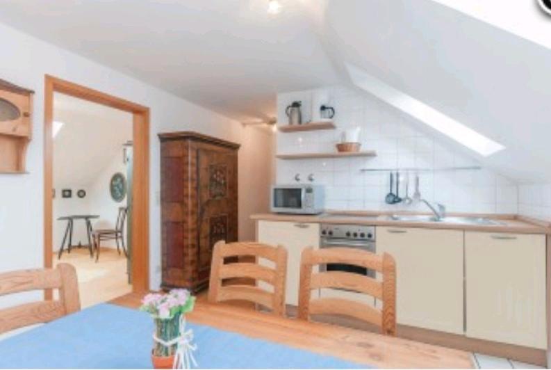 Einfamilienhaus Bad Griesbach im Rottal - 14 Zimmer, 450 m&sup2;, 599.000&euro; | Angebot:24772193