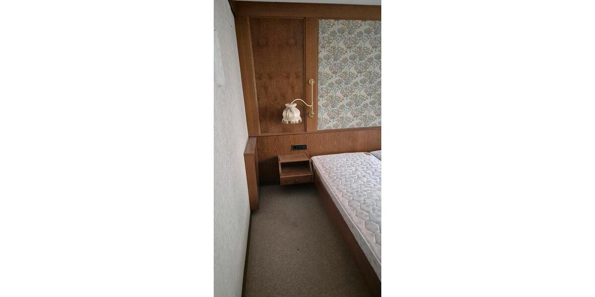 Einfamilienhaus Pfullingen - 2 Zimmer, 50 m&sup2;, 850&euro; | Angebot:24806008