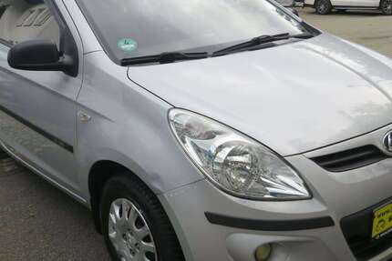 Hyundai i20 53.654 km 3.250 € Michendorf 14552