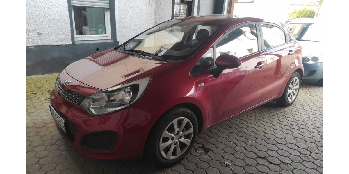 Kia Rio 159.236 km 3.600 &euro; Höhr-Grenzhausen 56203