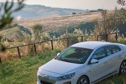 Hyundai IONIQ 68.500 km 13.400 € Sindelfingen 71069