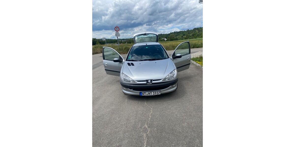 Peugeot 206 151.380 km 1.900 &euro; Nürtingen 72622