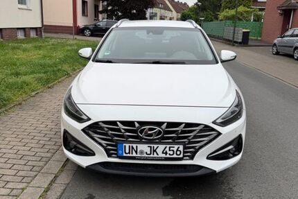 Hyundai i30 72.000 km 19.500 &euro; Lünen 44532