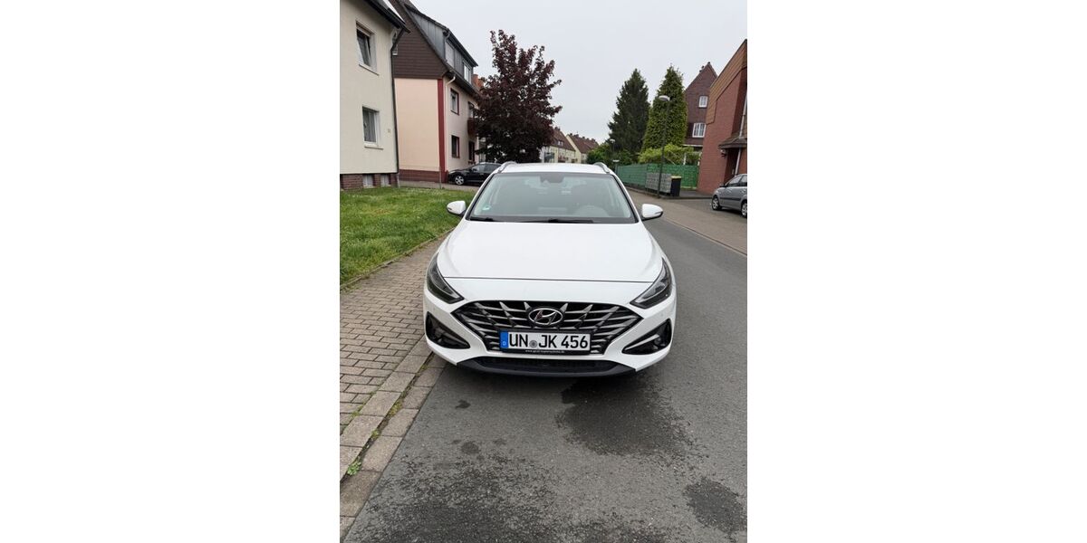 Hyundai i30 72.000 km 19.500 &euro; Lünen 44532