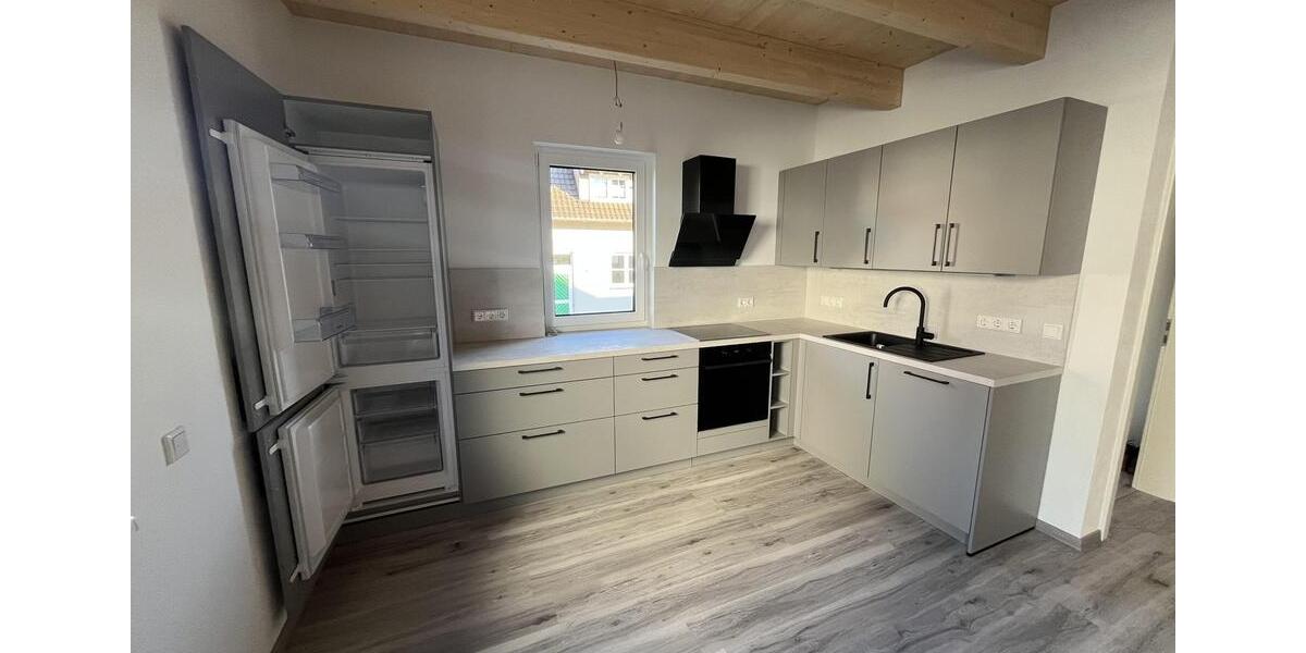 Einfamilienhaus Breuna - 4 Zimmer, 87 m&sup2;, 1.100&euro; | Angebot:25378183