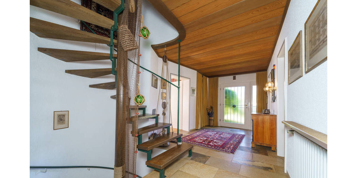 Einfamilienhaus Radolfzell am Bodensee Radolfzell - 7 Zimmer, 196 m&sup2;, 1.250.000&euro; | Angebot:26017656