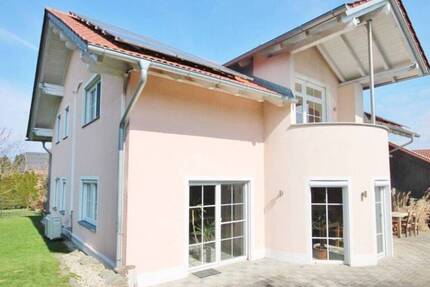 Haus Hutthurm Prag - 5 Zimmer, 225 m&sup2;, 595.000&euro; | Angebot:25999176
