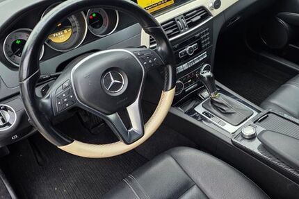 Mercedes-Benz C 250 214.942 km 11.800 &euro; krefeld 47804