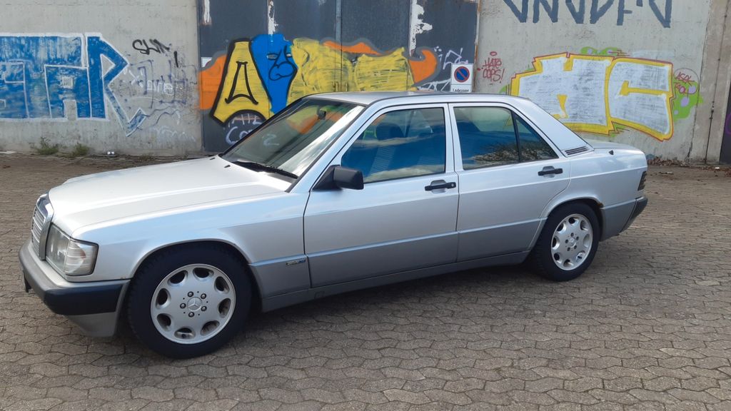 Mercedes-Benz 190 386.000 km 1.999 &euro; Braunschweig 38106