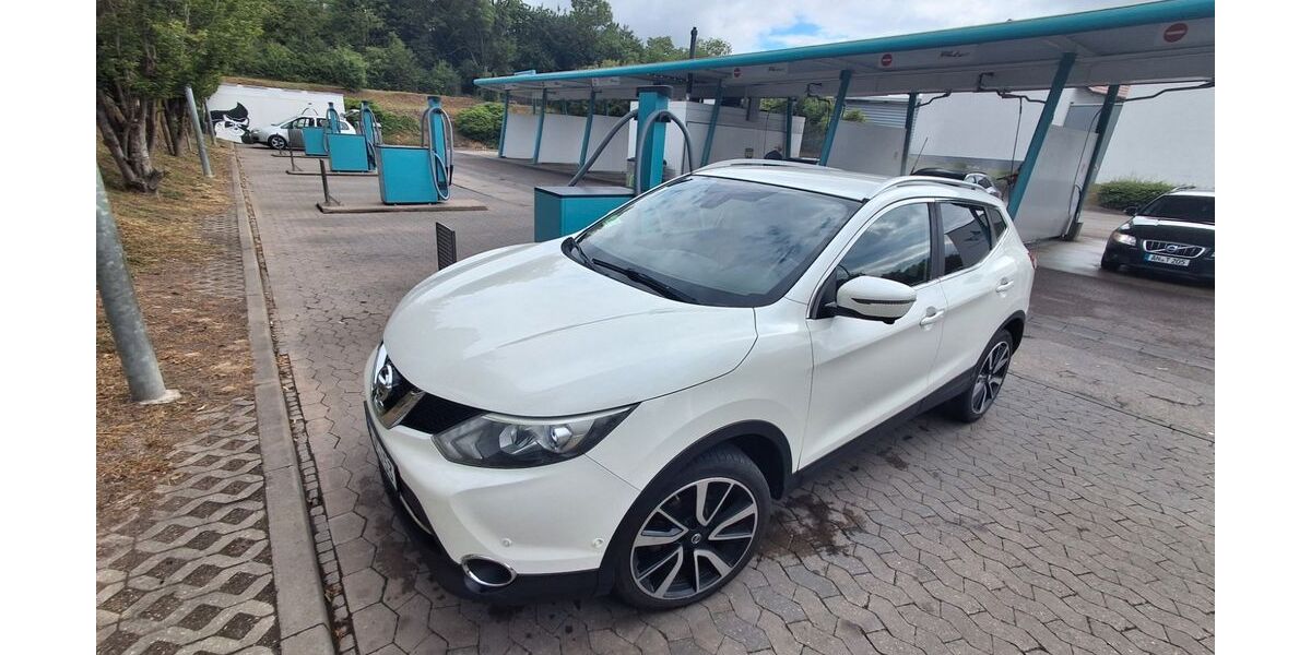 Nissan Qashqai 197.000 km 8.600 &euro; Ansbach 91522