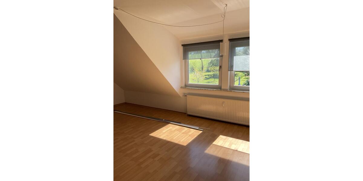 Dachgeschoßwohnung Gleichen - 3 Zimmer, 68 m&sup2;, 570&euro; | Angebot:26368176