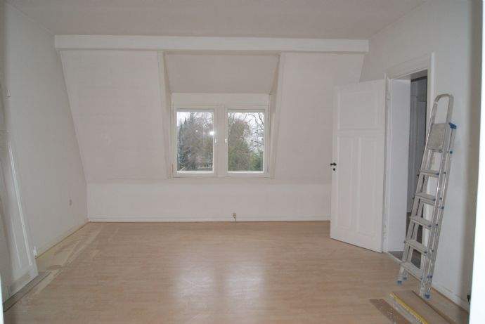 Etagenwohnung Bremen Schwachhausen - 4 Zimmer, 115 m&sup2;, 1.300&euro; | Angebot:26658618