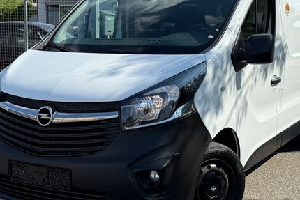 Opel Vivaro 138.000 km 13.900 € Weinheim 69469