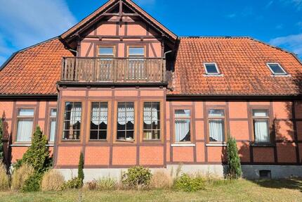 Haus Bad Fallingbostel - 9 Zimmer, 259 m&sup2;, 359.000&euro; | Angebot:26144094