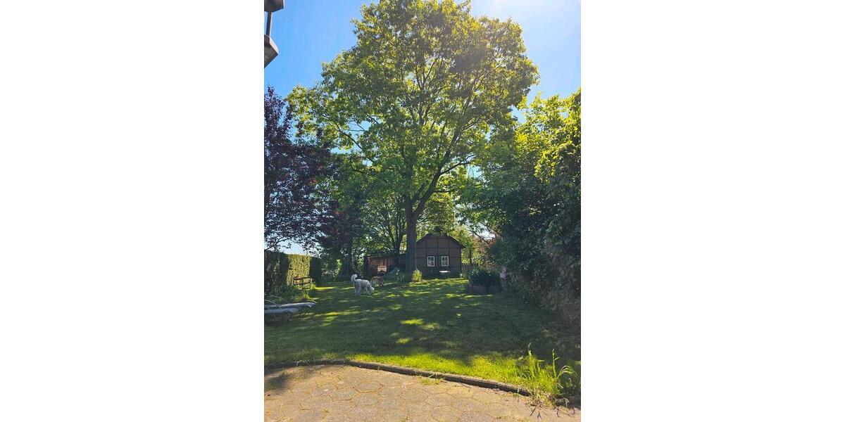 Einfamilienhaus Edewecht - 11 Zimmer, 300 m&sup2;, 465.000&euro; | Angebot:25640645