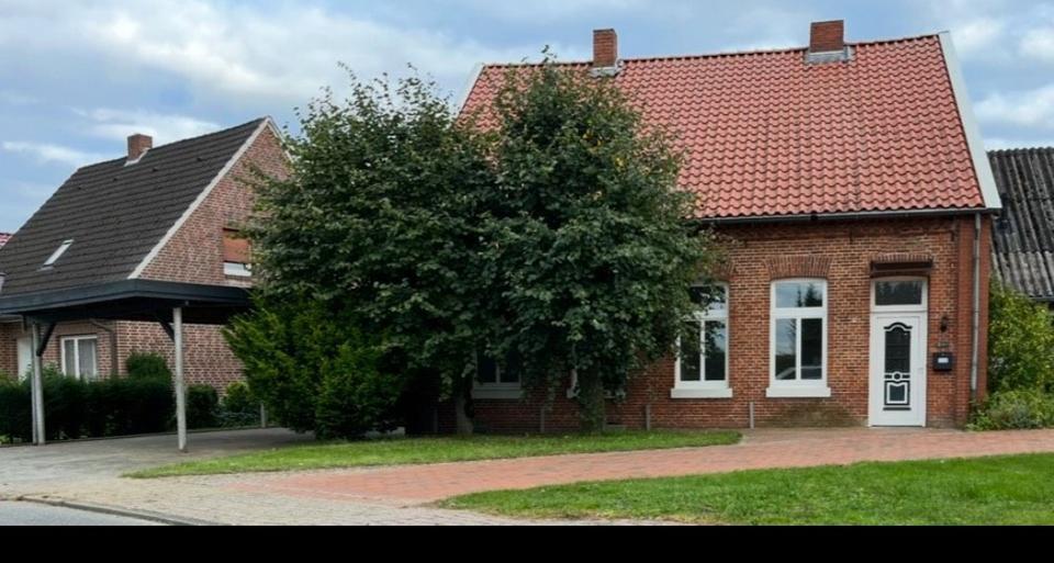 EFH Haus 120qm *zentral* Lorup Carport 3-4 Stellplätze ab sofort