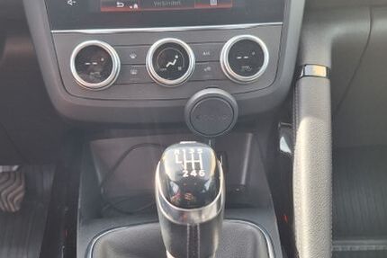 Renault Kadjar 68.000 km 13.500 &euro; München 81737