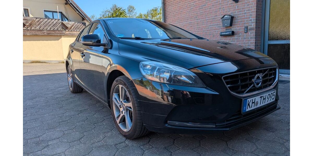 Volvo V40 149.000 km 10.900 &euro; Guldental 55452