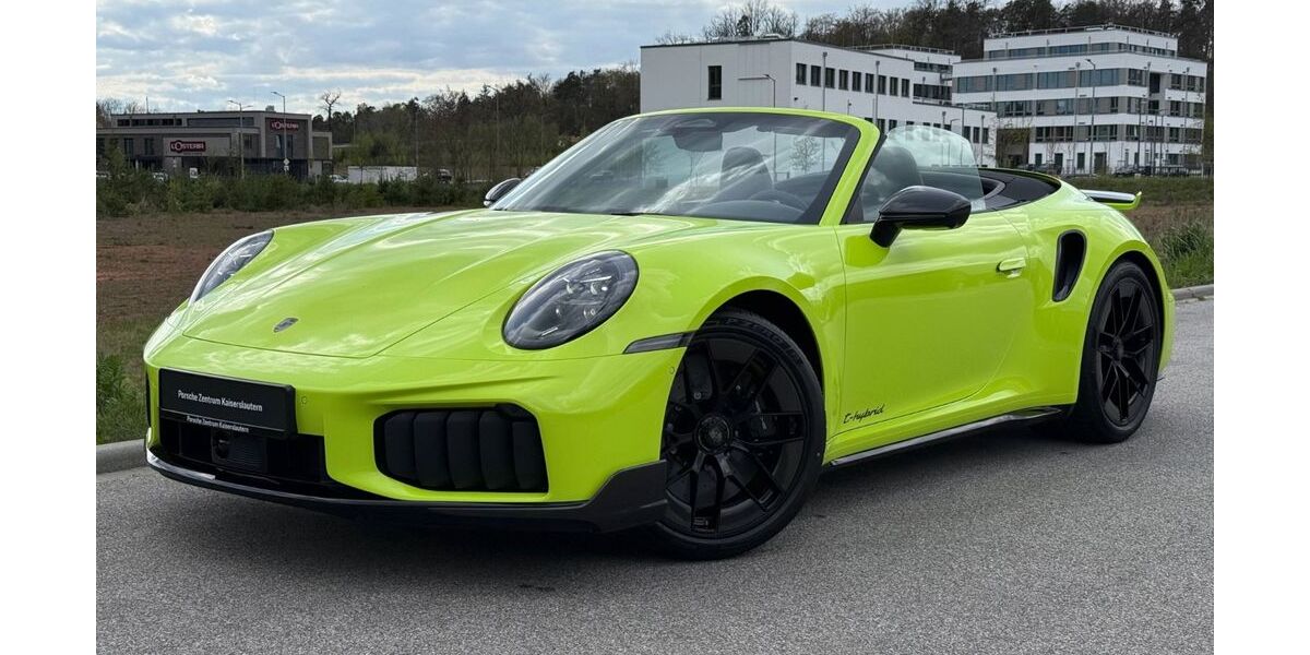 Porsche 992 6.900 km 348.990 &euro; Kaiserslautern 67657