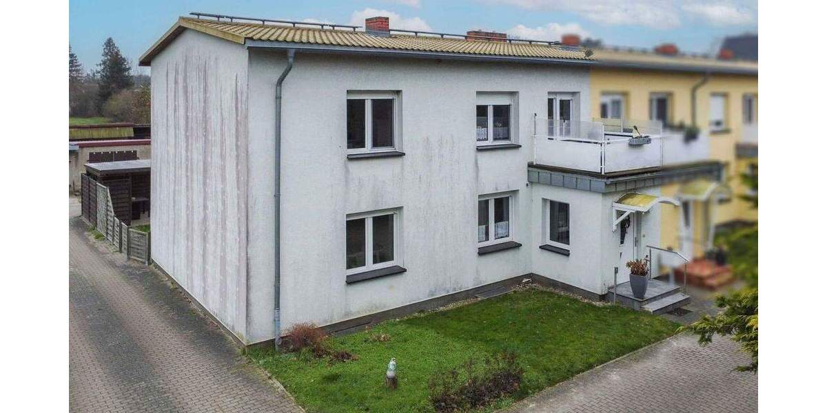 Großes Platzangebot auf 2 Etagen: Reiheneckhaus mit 6 Räumen Nähe Güstrow in Lüssow - Karow 6 zimmer