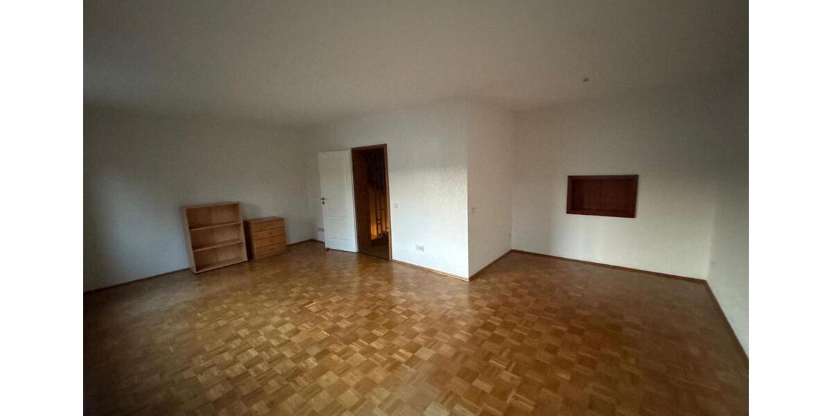 Reihenhaus Wuppertal Gemarkung Elberfeld - 7 Zimmer, 235 m&sup2;, 2.300&euro; | Angebot:24755207