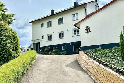 Haus Ellwangen - 8 Zimmer, 219 m&sup2;, 569.000&euro; | Angebot:25237691