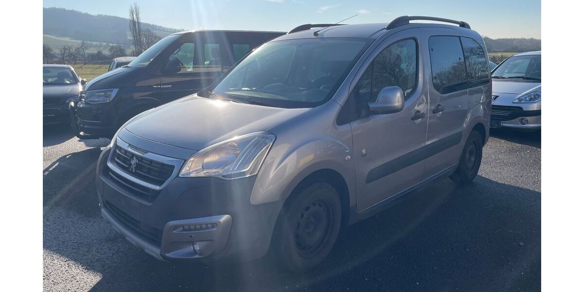 Peugeot Partner Tepee 227.300 km 4.950 &euro; Theley 66636