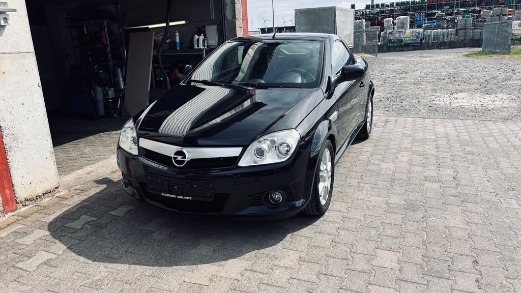 Opel Tigra 223.918 km 2.150 &euro; Kastellaun 56288