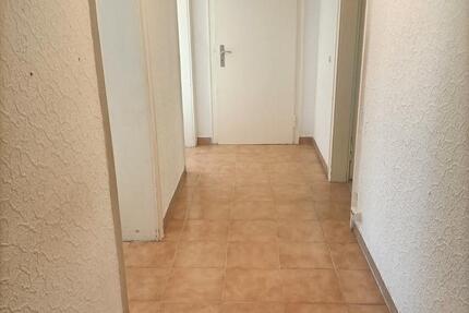 Wohnung Saarlouis - 3 Zimmer, 80 m&sup2;, 590&euro; | Angebot:26398757