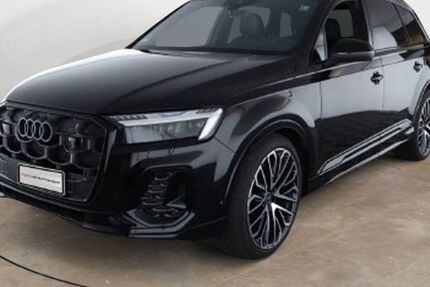 Audi Q7 9.079 km 87.900 € Potsdam 14482